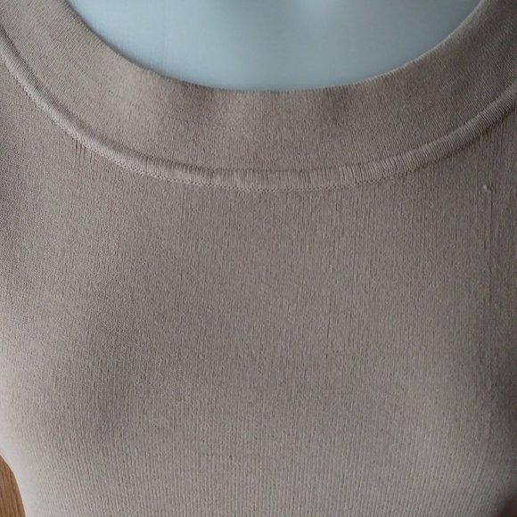 Dress Barn Tops - DRESS BARN Sleeveless Beige Top